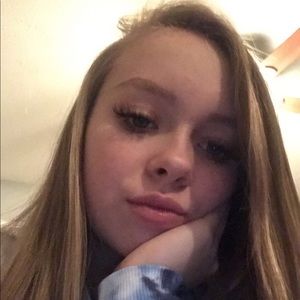 Meet your Posher, Hailey